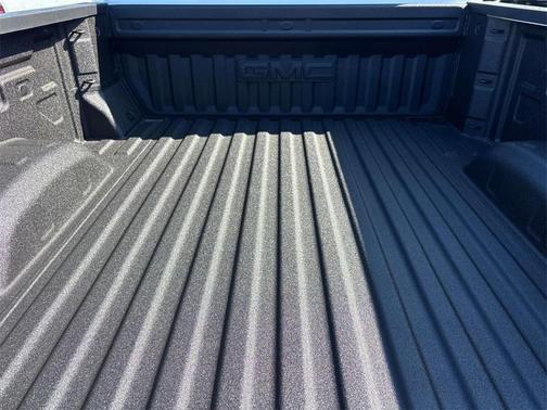 2025 GMC Sierra 2500 SLT