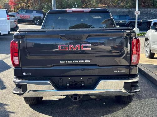 2023 GMC Sierra 1500 SLE