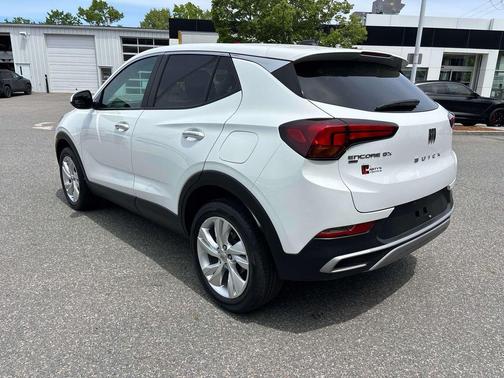 Summit White 2025 Buick Encore GX Preferred