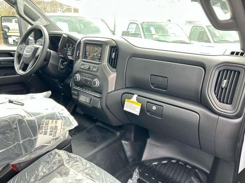 Summit White 2026 GMC Sierra 2500 Pro