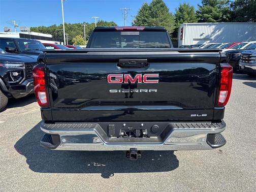 2025 GMC Sierra 1500 SLE