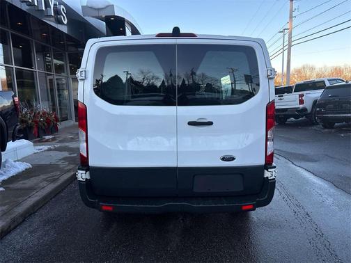 2015 Ford Transit-250 Base