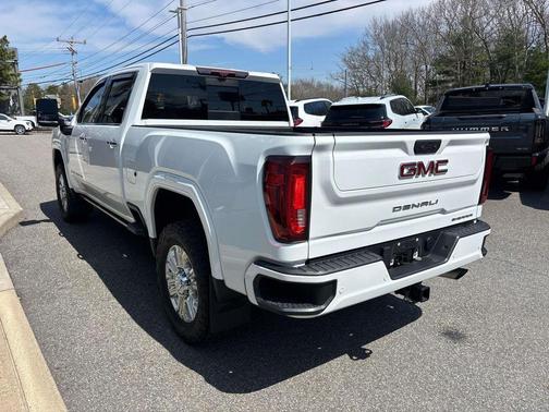 Summit White 2023 GMC Sierra 2500 Denali