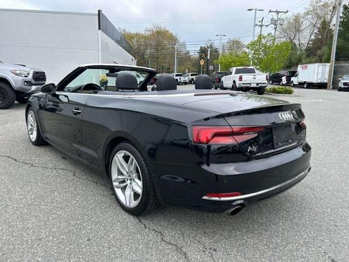 Mythos Black Metallic w/ Black Roof 2019 Audi A5 2.0T Premium