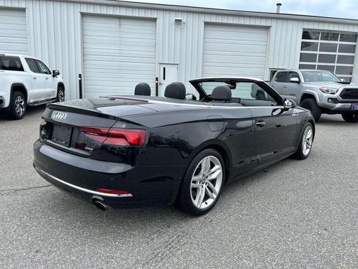Mythos Black Metallic w/ Black Roof 2019 Audi A5 2.0T Premium