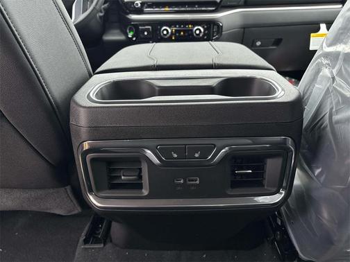 2026 GMC Sierra 3500 SLT