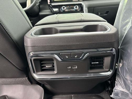 2026 GMC Sierra 3500 Denali