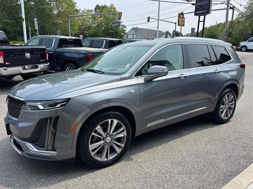 2022 Cadillac XT6 Premium Luxury AWD