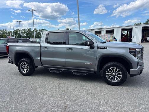 Sterling 2023 GMC Sierra 1500 AT4