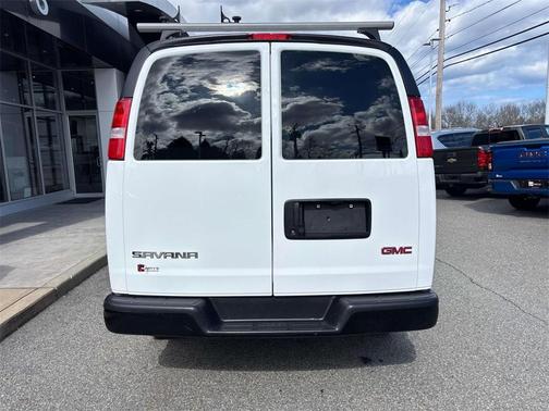 2023 GMC Savana 2500 Work Van