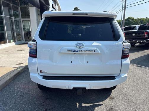 2022 Toyota 4Runner SR5 Premium