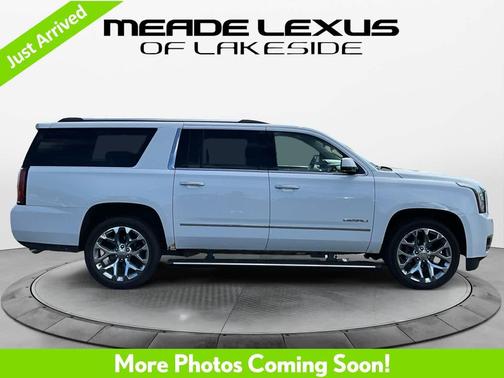 Summit White 2018 GMC Yukon XL Denali