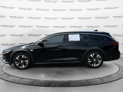 2018 Buick Regal TourX Essence