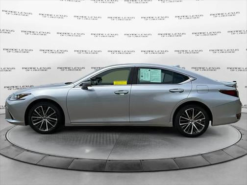 2022 Lexus ES 250 Base