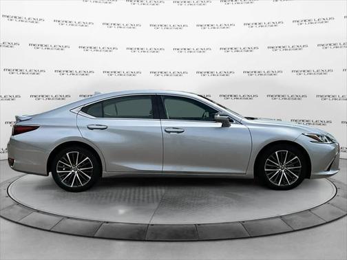 2022 Lexus ES 250 Base
