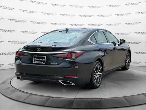 2022 Lexus ES 350 Base