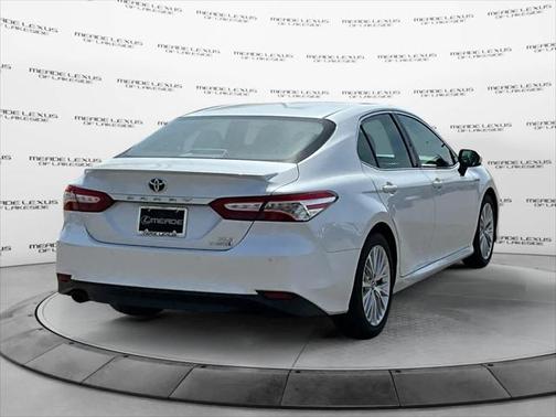 2018 Toyota Camry Hybrid XLE
