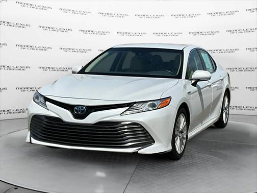 2018 Toyota Camry Hybrid XLE