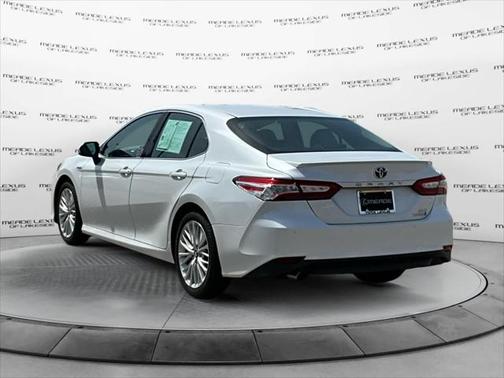 2018 Toyota Camry Hybrid XLE