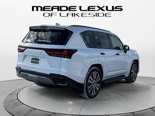 2026 Lexus LX 700h Luxury