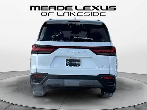 2026 Lexus LX 700h Luxury