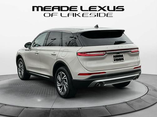 2023 Lincoln Corsair Standard