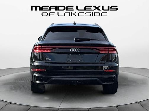 Orca Black Metallic 2021 Audi Q8 55 Prestige