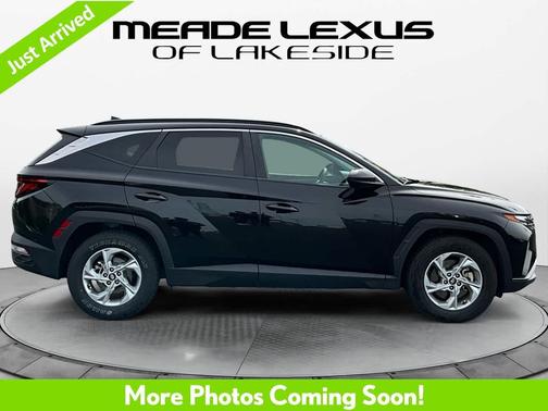 Black Pearl 2024 Hyundai TUCSON SEL