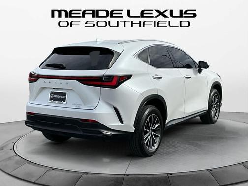 Eminent White Pearl 2025 Lexus NX 350