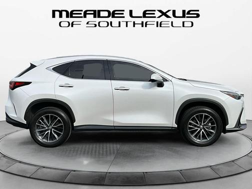 Eminent White Pearl 2025 Lexus NX 350