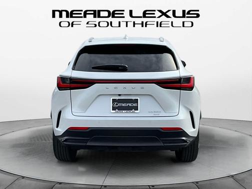 Eminent White Pearl 2025 Lexus NX 350