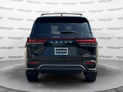 2022 Lexus LX 600 Base