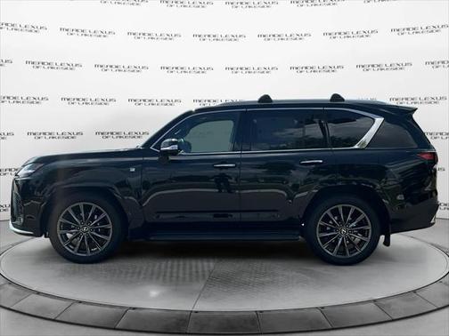 2022 Lexus LX 600 Base