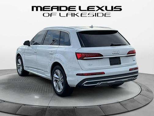 2021 Audi Q7 45 Premium Plus