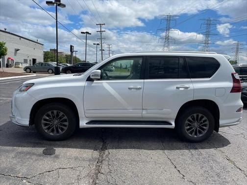 Starfire Pearl 2019 Lexus GX 460 Premium