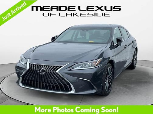 2024 Lexus ES 300h Base