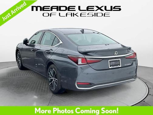 2024 Lexus ES 300h Base