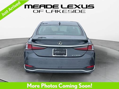 2024 Lexus ES 300h Base