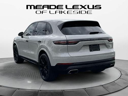2023 Porsche Cayenne Cayenne