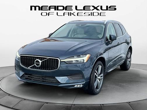 2021 Volvo XC60 T5 Momentum