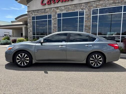 2017 Nissan Altima 2.5 SV