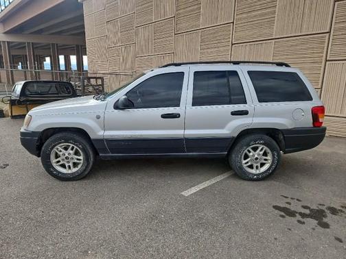 2004 Jeep Grand Cherokee Laredo