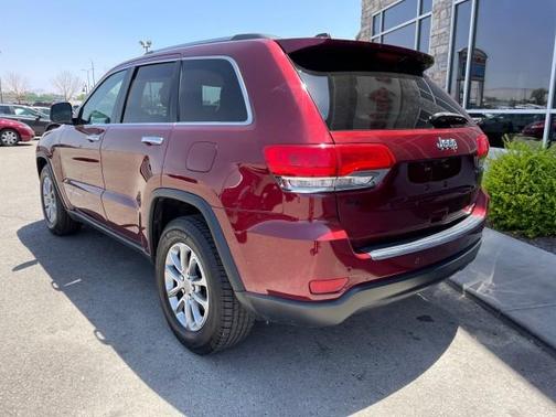 Photo 3 of 32 of 2016 Jeep Grand Cherokee Limited