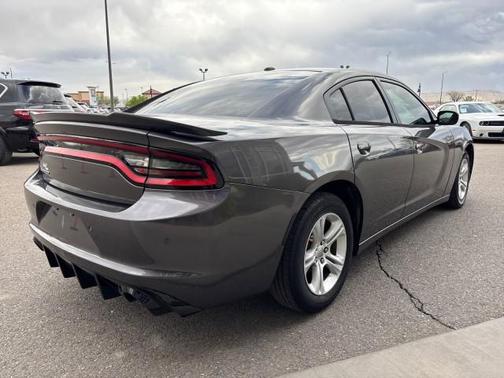 2015 Dodge Charger SE