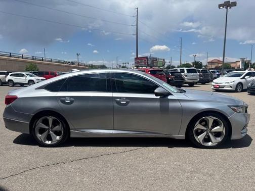 2019 Honda Accord Touring 2.0T