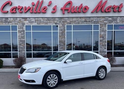 Photo 1 of 28 of 2013 Chrysler 200 Touring
