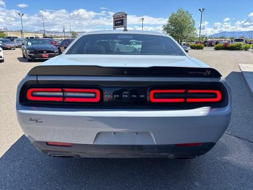 2022 Dodge Challenger R/T Scat Pack