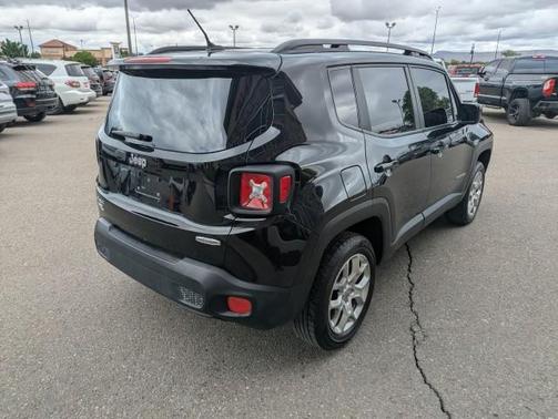 Black 2017 Jeep Renegade Latitude
