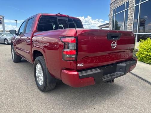 2022 Nissan Frontier SV