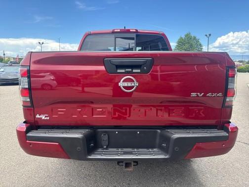 2022 Nissan Frontier SV